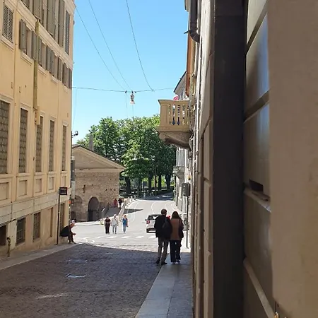 度假居 St. Citta Alta 贝尔加莫